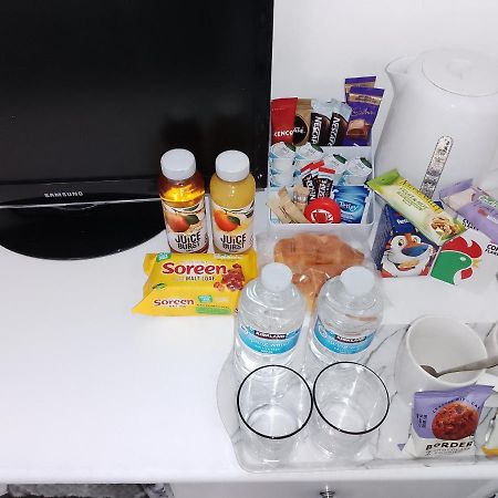 Bed And Breakfast Double Room Chester City Centre, Free Parking Экстерьер фото